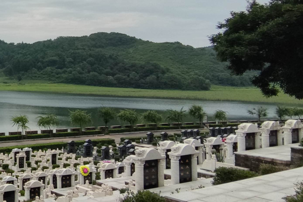 在沈陽公墓什么時候下葬好呢？